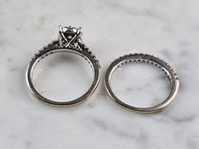 Load image into Gallery viewer, Womens Vintage Estate 10K White Gold Diamond Ring Set 4.6g, E4909