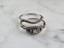 Load image into Gallery viewer, Womens Vintage Estate 10K White Gold Diamond Ring Set 3.7g, E4911