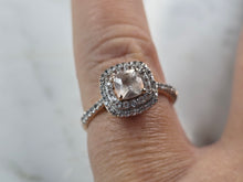 Load image into Gallery viewer, Womens Vintage Estate 10k Rose Gold Pink Quartz Diamond Ring 2.2g E4919