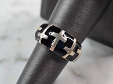 Load image into Gallery viewer, Womens Vintage Estate Sterling Silver Modernist Onyx Cross Ring 5.7g E4971