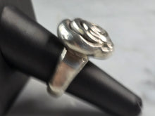 Load image into Gallery viewer, Womens Vintage Estate Sterling Silver Rose Flower Ring 8.3g E4986