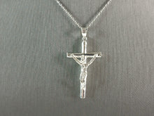 Load image into Gallery viewer, Womens Sterling Silver Religious Cross Pendant Necklace 5.8g E4995