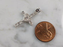 Load image into Gallery viewer, Womens Sterling Silver Religious Cross Pendant Necklace 3.1g E4998