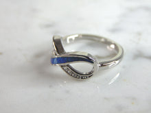 Load image into Gallery viewer, Womens Sterling Silver Modernist Infinity Opal Ring 2.5g E5046