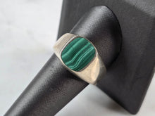 Load image into Gallery viewer, Mens Vintage Estate Sterling Silver Southwestern Malachite Ring 13.1g E506