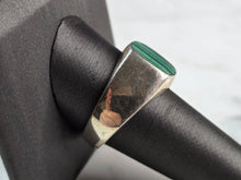 Load image into Gallery viewer, Mens Vintage Estate Sterling Silver Southwestern Malachite Ring 13.1g E506