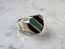 Load image into Gallery viewer, Mens Vintage Estate Sterling Silver Onyx Malachite Southwestern Ring 14.2g E507