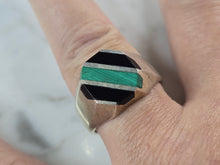 Load image into Gallery viewer, Mens Vintage Estate Sterling Silver Onyx Malachite Southwestern Ring 14.2g E507