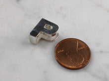 Load image into Gallery viewer, Womens Sterling Silver Initial Block Letter " P " Pendant 3.9g E5096