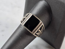 Load image into Gallery viewer, Mens Vintage Estate Sterling Silver Southwestern Thunderbird Onyx Ring 8.8g E509