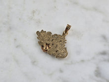 Load image into Gallery viewer, Womens Vintage Estate 14K Yellow &amp; Rose Gold "#1 Mother" Pendant 1.0g E5114