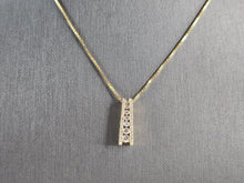 Load image into Gallery viewer, Womens Vintage Estate 14K Gold Graduated Diamond Pendant Necklace 5.7g E5117