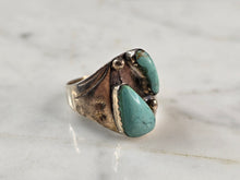 Load image into Gallery viewer, Womens Vintage Estate Sterling Silver Southwestern Turquoise Ring 6.2g E511