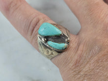 Load image into Gallery viewer, Womens Vintage Estate Sterling Silver Southwestern Turquoise Ring 6.2g E511