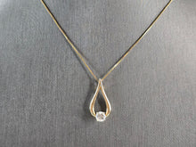 Load image into Gallery viewer, Womens Vintage Estate 14K Gold Tear Drop Diamond Pendant Necklace 2.0g E5121