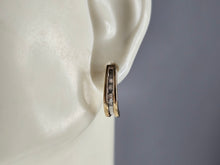 Load image into Gallery viewer, Womens Vintage Estate 10K Gold Diamond Shrimp Hoop Earrings 2.3g E5145