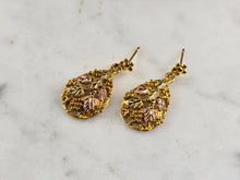 Load image into Gallery viewer, Womens Vintage Estate 10K Mixed Gold Grape Leaf Earrings 4.0g #E5146