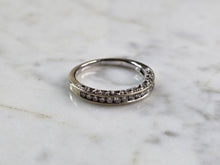 Load image into Gallery viewer, Womens Vintage Estate 14k White Gold Diamond Ring 2.9g E5152