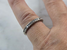Load image into Gallery viewer, Womens Vintage Estate 14k White Gold Diamond Ring 2.9g E5152