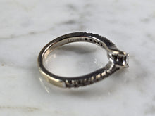 Load image into Gallery viewer, Womens Vintage Estate 14k White Gold Diamond Engagement Bypass Ring 3.2g E5158