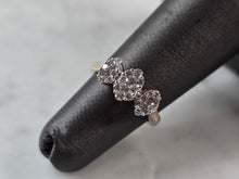 Load image into Gallery viewer, Womens Vintage Estate 14k White Gold Diamond Ring 2.6g E5160