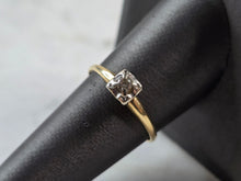 Load image into Gallery viewer, Womens Vintage Estate 14k Gold Diamond Engagement Ring 1.6g E5163