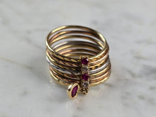 Load image into Gallery viewer, Womens Vintage Estate 14k Mixed Gold Modernist Ruby Heart Ring 5.4g E5169