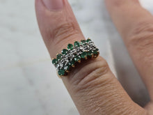 Load image into Gallery viewer, Womens Vintage Estate 10k Yellow Gold Emerald Diamond Ring 2.2g E5174