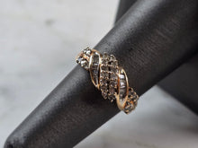 Load image into Gallery viewer, Womens Vintage Estate 10K Yellow Gold Modernist Diamond Ring 3.5g E5193
