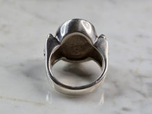 Load image into Gallery viewer, Womens Vintage Estate Heavy Sterling Silver Victorian Cameo Ring 17.7g E5195