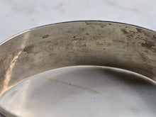 Load image into Gallery viewer, Womens Vintage Estate Sterling Silver Danecraft Floral Cuff Bracelet 18.1g E5199