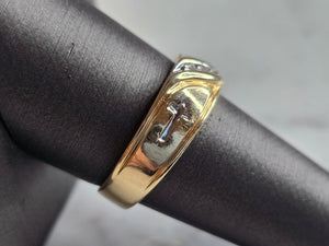 Mens Vintage Estate 10K Yellow Gold Religious Diamond Cross Ring 4.1g E5230