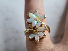 Load image into Gallery viewer, Womens Vintage Estate 14k Gold Opal &amp; Diamond Floral Ring 7.7g E5233