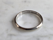 Load image into Gallery viewer, Womens Vintage Estate 14K White Gold Wedding Band Ring, 1.6g E5234