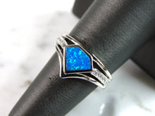 Load image into Gallery viewer, Womens Estate Sterling Silver Modernist Blue Opal Ring 4.3g E5277