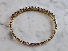 Load image into Gallery viewer, Womens Vintage Estate 14K Yellow Gold Sapphire Bangle Bracelet 11.5g E5308