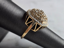 Load image into Gallery viewer, Womens Vintage Estate 10K Yellow Gold Diamond Cluster Ring 4.8g E5321