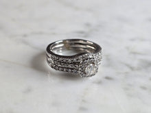 Load image into Gallery viewer, Womens Vintage Estate 10K White Gold Diamond Engagement Ring 5.2g E5331
