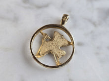 Load image into Gallery viewer, Womens Vintage Estate 14k Yellow Gold Pelican Bird Pendant 2.6g E5387