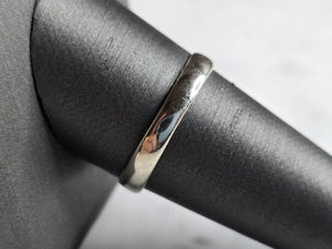Mens Vintage Estate 10K White Gold Band Wedding Ring 2.2g E5413