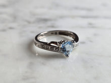 Load image into Gallery viewer, Womens Vintage Estate 10K White Gold Aqua Diamond Ring 2.5g #E5420