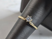 Load image into Gallery viewer, Womens Vintage Estate 14k Gold Diamond Engagement Ring 1.8g E5433