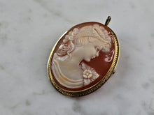 Load image into Gallery viewer, Womens Vintage Estate 14k Yellow Gold Cameo Brooch Pendant 5.0g E5501