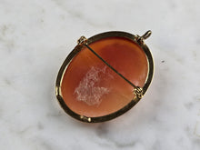 Load image into Gallery viewer, Womens Vintage Estate 14k Yellow Gold Cameo Brooch Pendant 5.0g E5501