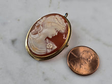 Load image into Gallery viewer, Womens Vintage Estate 14k Yellow Gold Cameo Brooch Pendant 5.0g E5501
