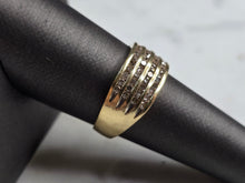 Load image into Gallery viewer, Womens Vintage Estate 10K Gold Diamond Cluster Ring 5.1g #E5503
