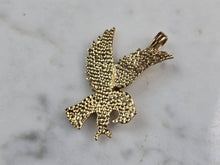 Load image into Gallery viewer, Vintage Estate 14K Yellow Gold Eagle Pendant 2.3g E5524