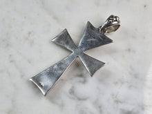 Load image into Gallery viewer, Womens Sterling Silver Religious Brutalist Modernist Cross Pendant 16.7g E5545