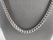 Load image into Gallery viewer, Mens Heavy Sterling Silver Chain Necklace 117.3g E5546