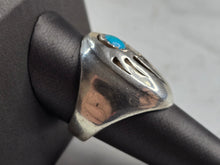 Load image into Gallery viewer, Mens Vintage Estate Sterling Silver Navajo Bear Paw Turquoise Ring 17.8g E5550